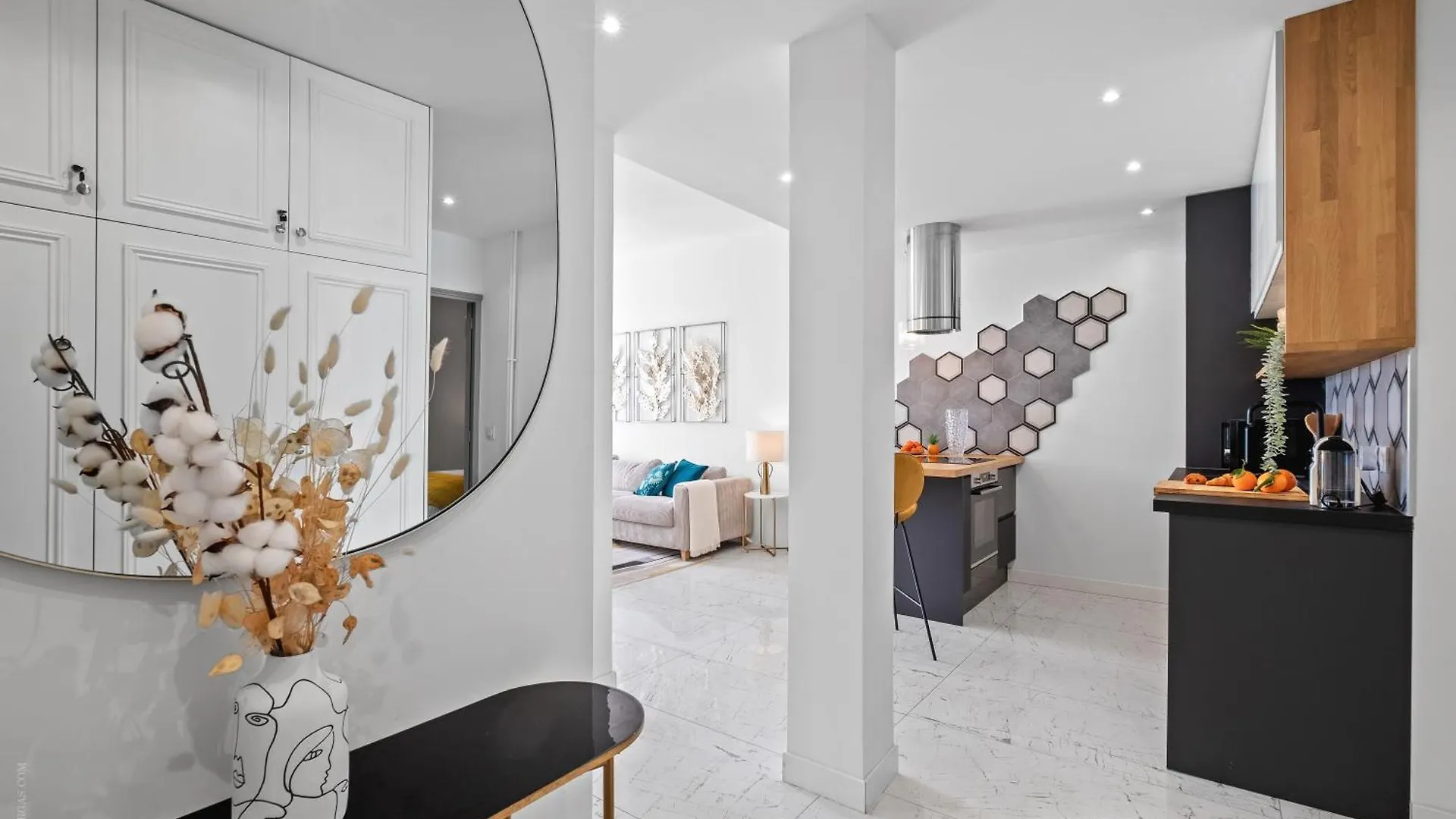 Endless Azure Apartment Nice