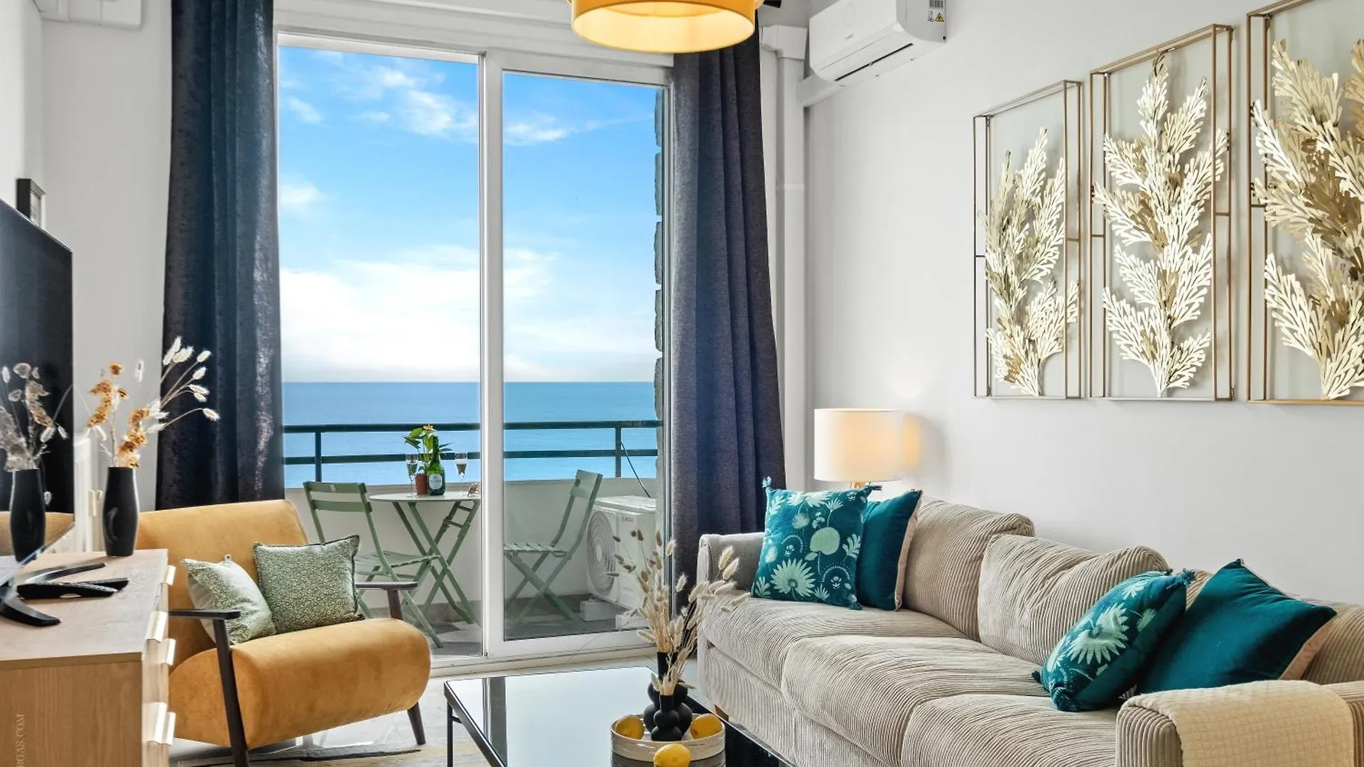 Endless Azure Apartment Nice